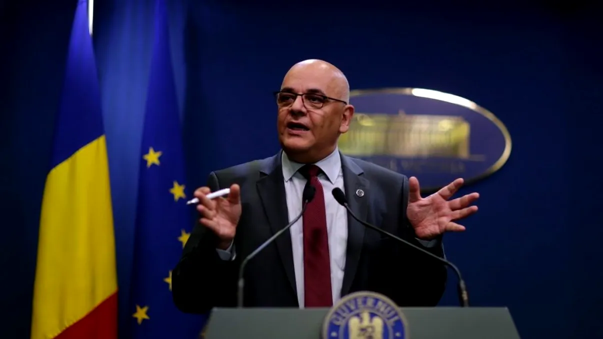 Ce mașină are Raed Arafat. Bolidul de peste 100.000 de euro în care se lăfăie șeful DSU