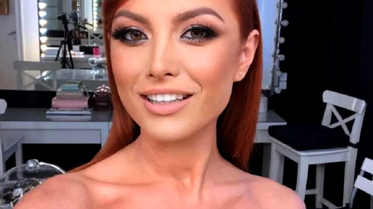 Cât s-a îngrășat Elena Gheorghe, într-un timp foarte scurt. Cântăreața a luat o decizie radicală