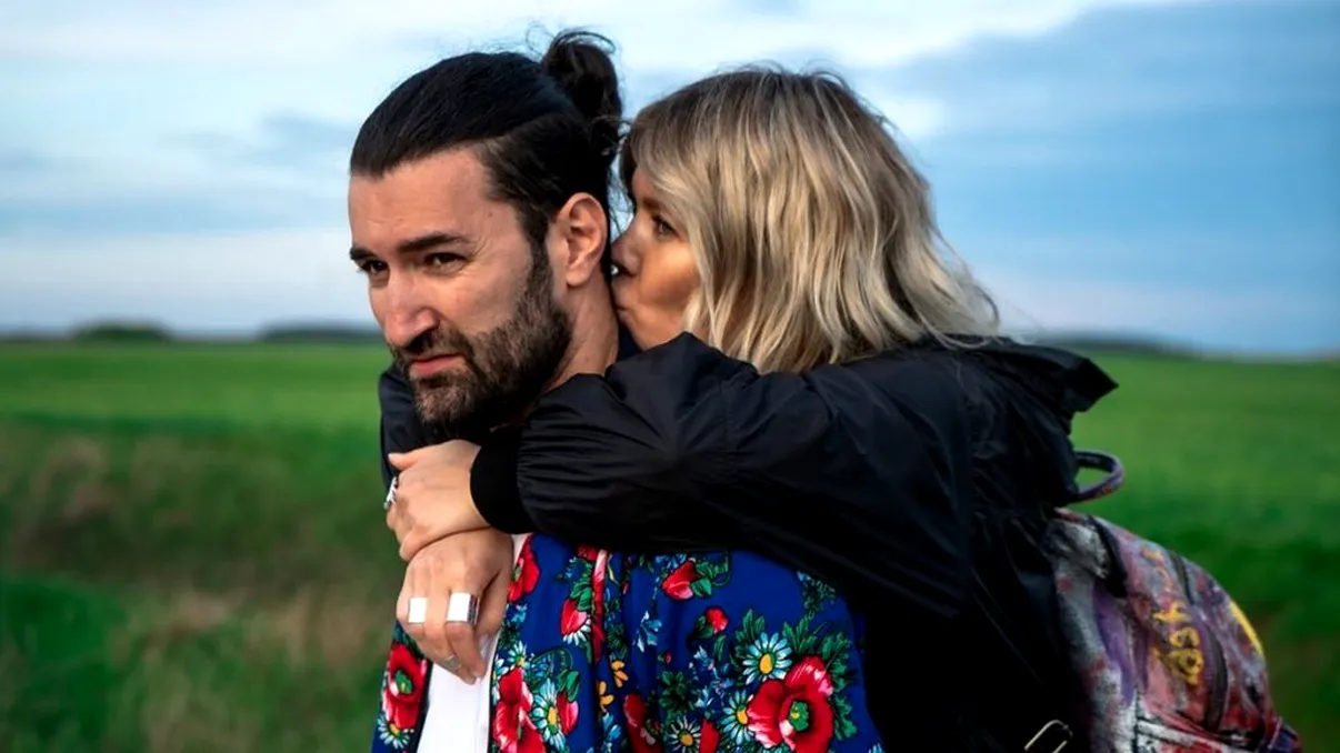 Ce muzică ascultă fata Ginei Pistol. Dezvăluirea surpriză a lui Smiley: 'Altfel bâzâie'