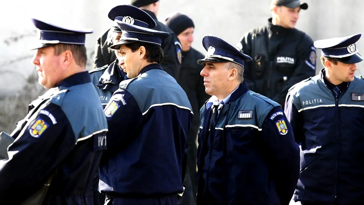 9 polițiști din Capitală, reținuți de urgență. Pe cine au răpit și torturat făr milă, din cauza măștilor