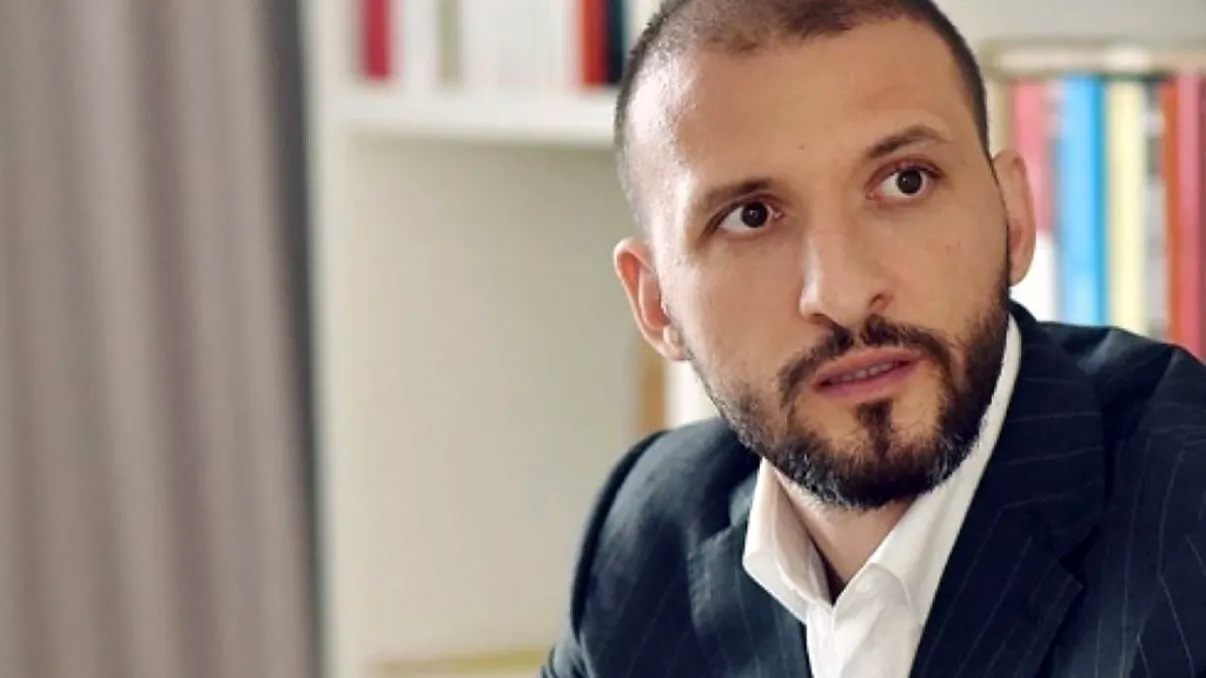 Descindere în restaurantul lui Ștefan Mandachi. Ce au găsit polițiștii acolo, în plină pandemie