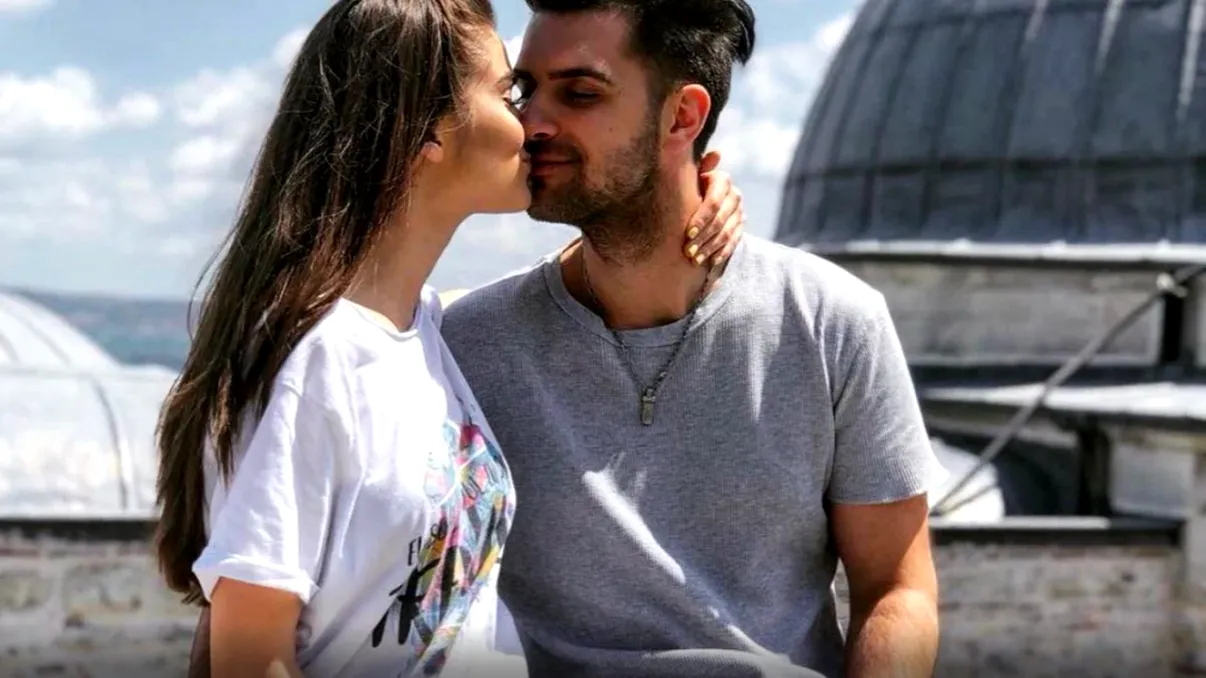 Cine este iubita vedetă a lui Alex, nepotul celebrului Nea Mărin. ”M-aș mărita cu el”
