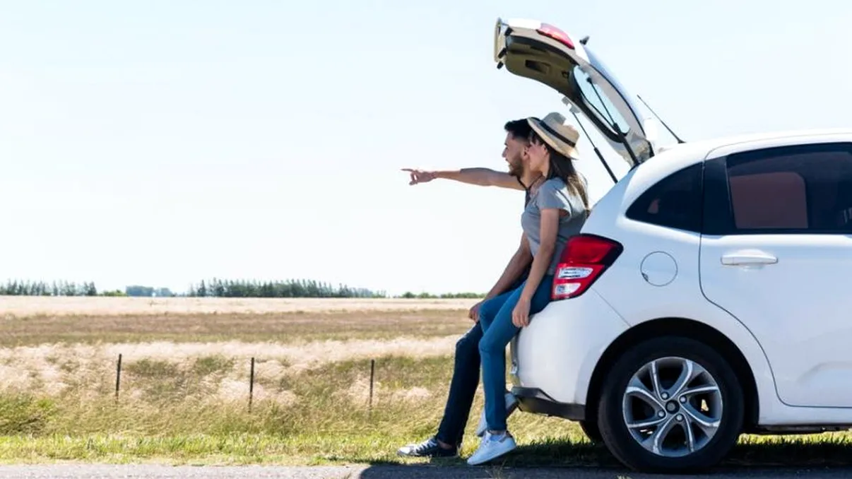 Care sunt primele lucruri pe care să le verifici la o mașină atunci când pleci la drum lung