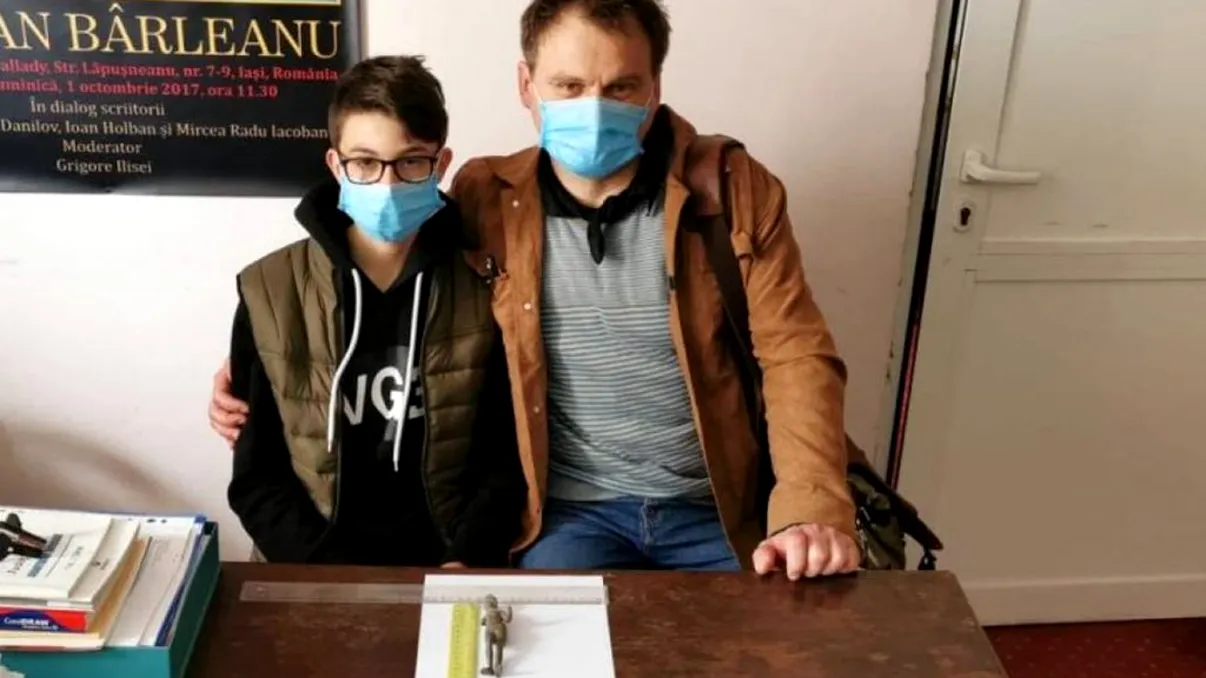 Descoperire uluitoare făcută de un puști de 13 ani în curtea bunicilor. Istoricii spun că este o descoperire rară și extrem de valoroasă