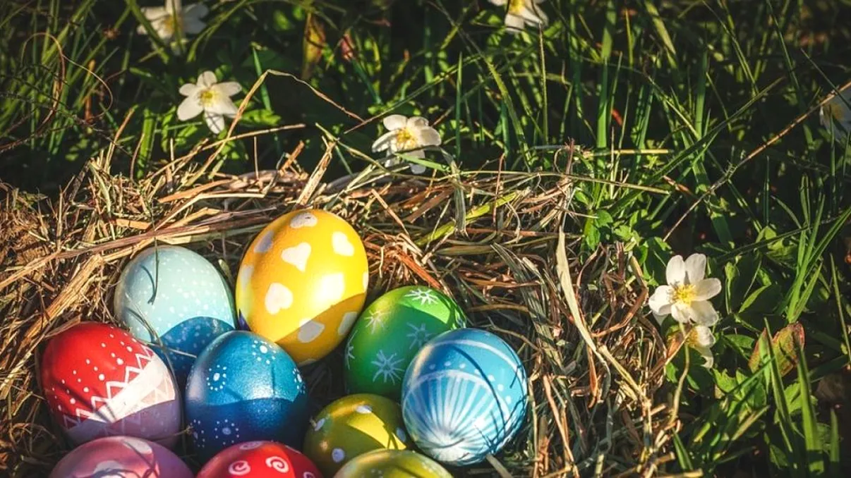 Horoscop. Cum vor petrece zodiile de Paște, de fapt. Fecioara se grăbește la Înviere