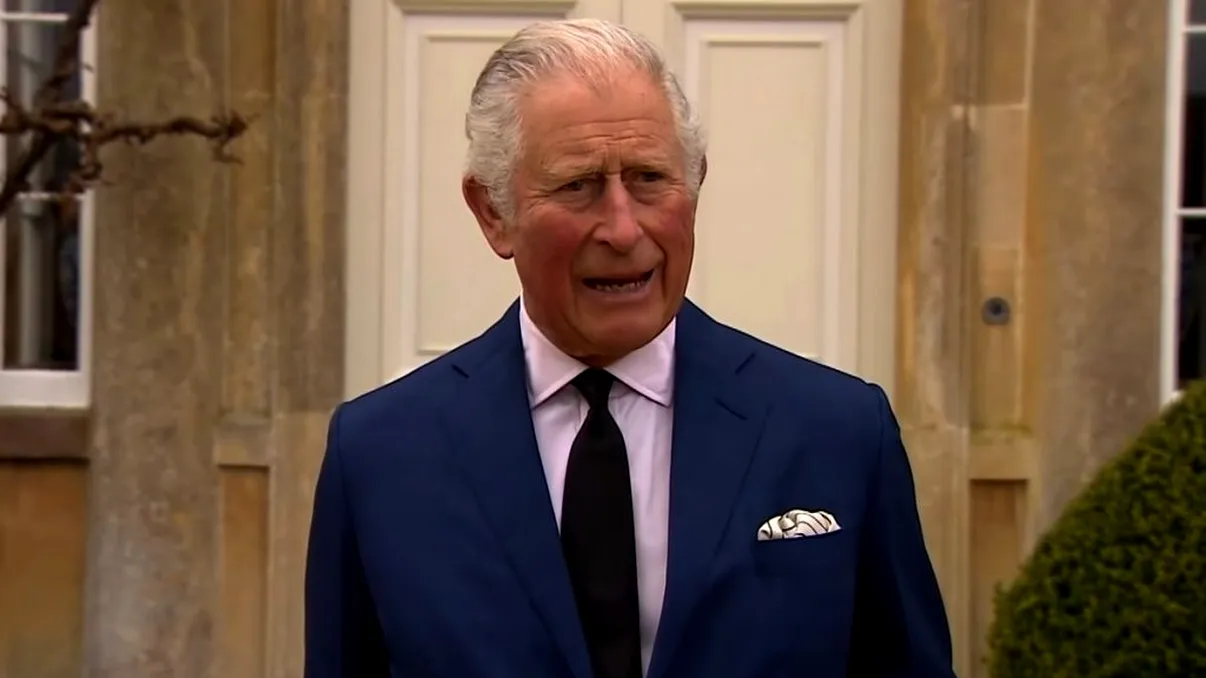 Ce cară Prințul Charles mereu în bagaje când călătorește. Alți oameni de rând au interzis la acest obiect