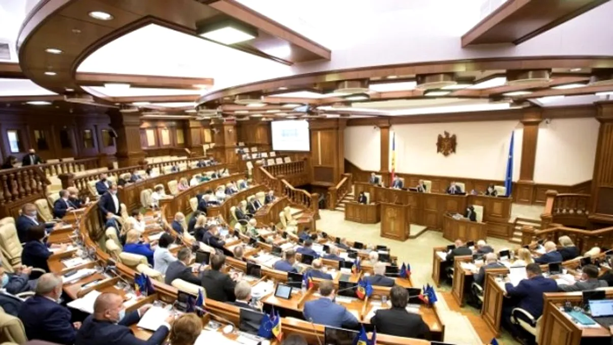 Starea de urgență de la Chișinău, neconstituțională. Ce pas major va face Maia Sandu acum