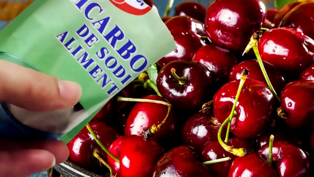 A pus bicarbonat de sodiu peste cireșe și a lăsat așa doar 5 minute. Uimitor ce s-a întâmplat după
