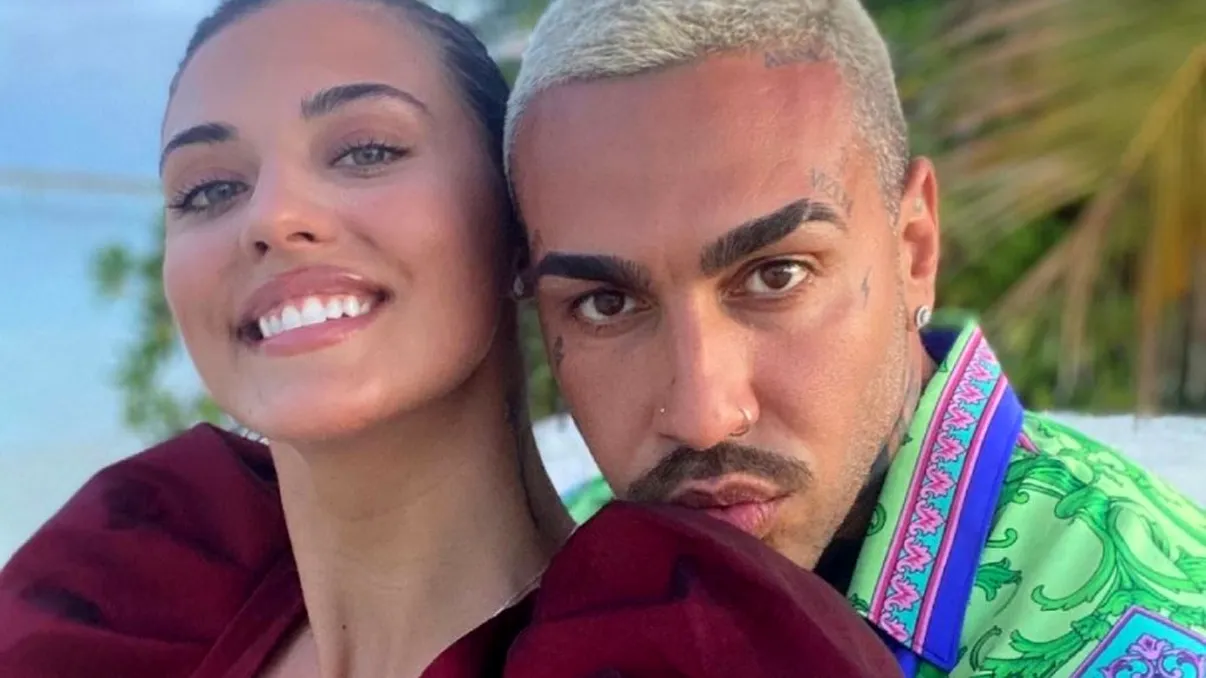 Alex Velea, de nerecunoscut. Cum s-a transformat total, ce look are acum