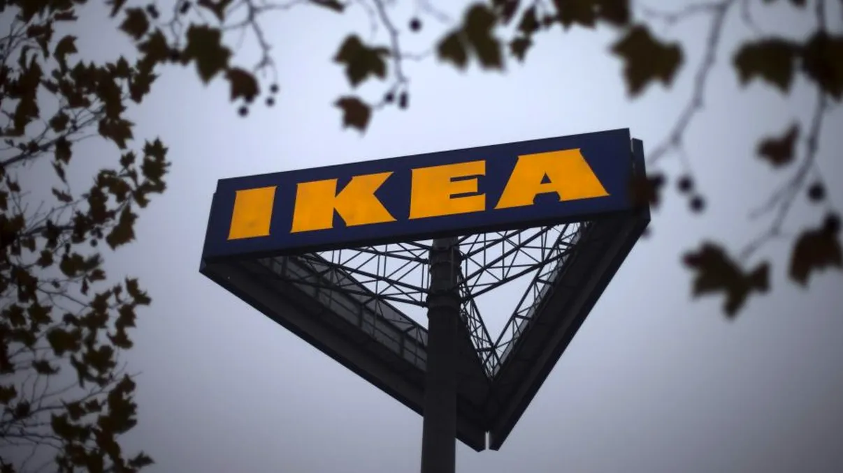 Ce salariu are, de fapt, o casieră la Ikea în 2021