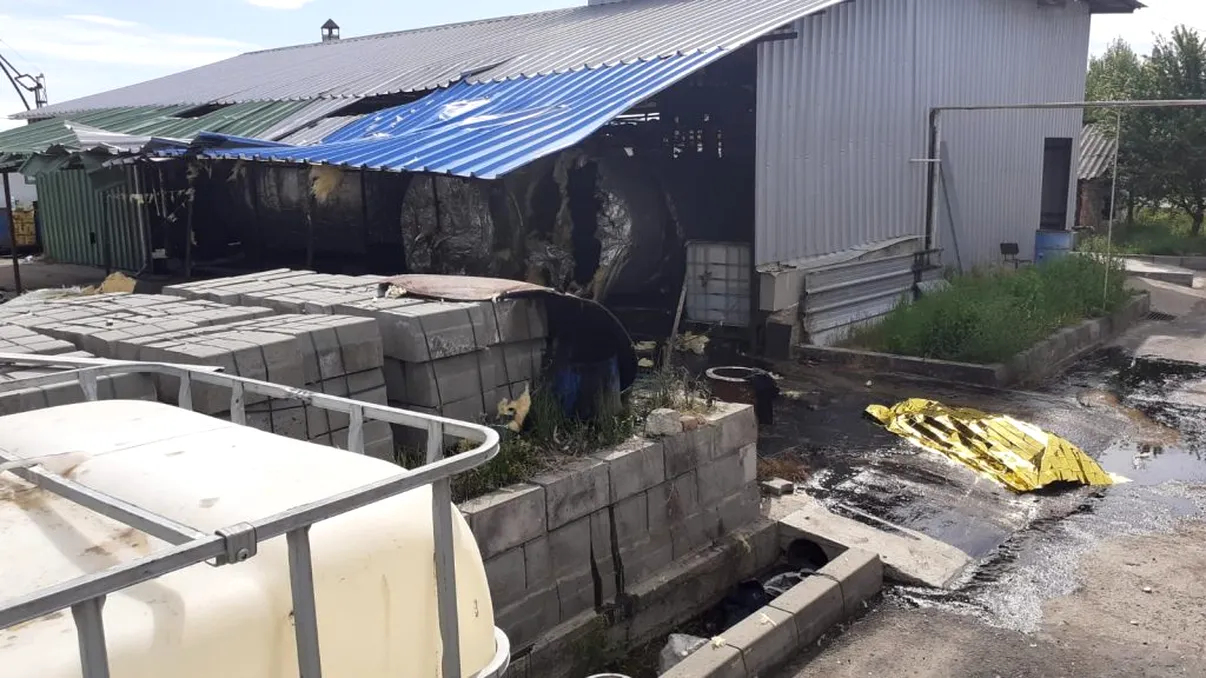 Explozie puternică la o fabrica din Râmnicu Vâlcea. Două persoane ș-au pierdut viața