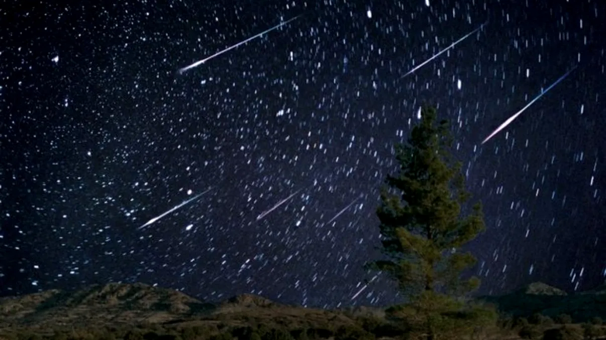Spectacol pe cer în această noapte. Are loc una dintre cele mai puternice ploi de stele