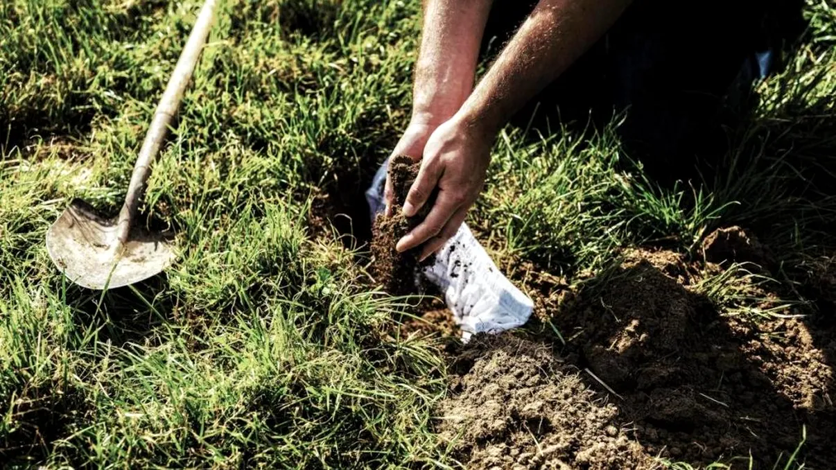 Țara în care copiii își îngroapă lenjeria intimă în pământ. Motivul e pur și simplu uluitor