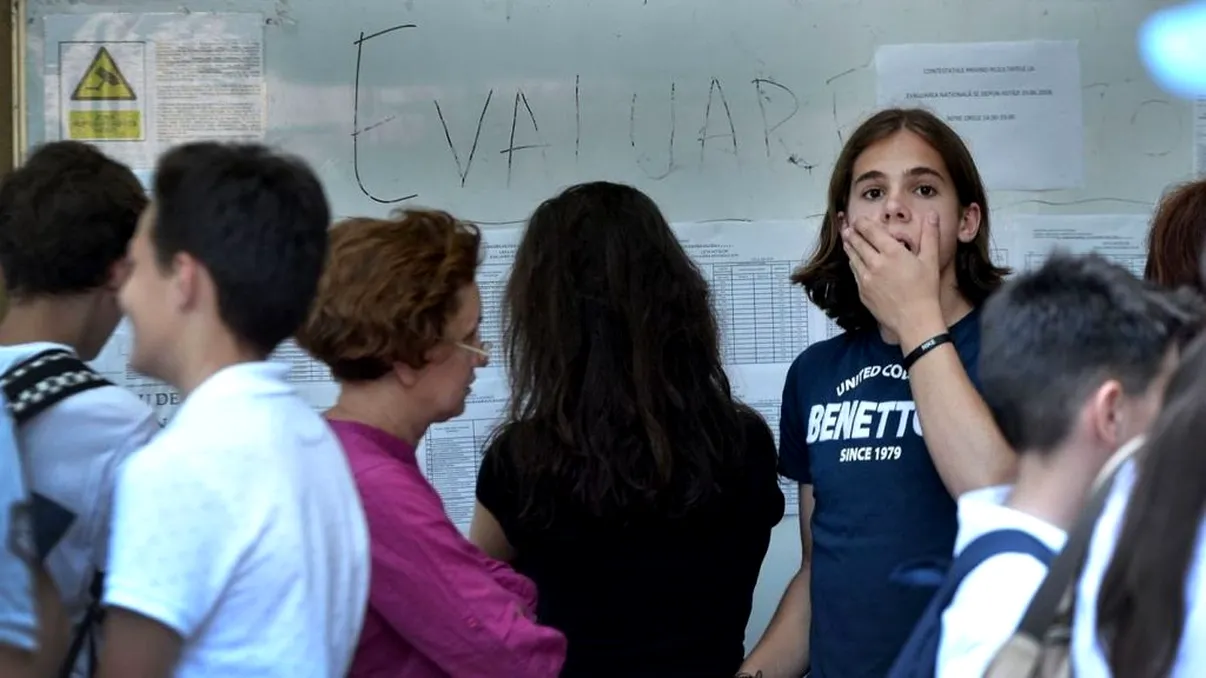 Evaluarea Națională 2021. La ce oră trebuie să ajungă elevii în clasă la proba scrisă a Limbii materne