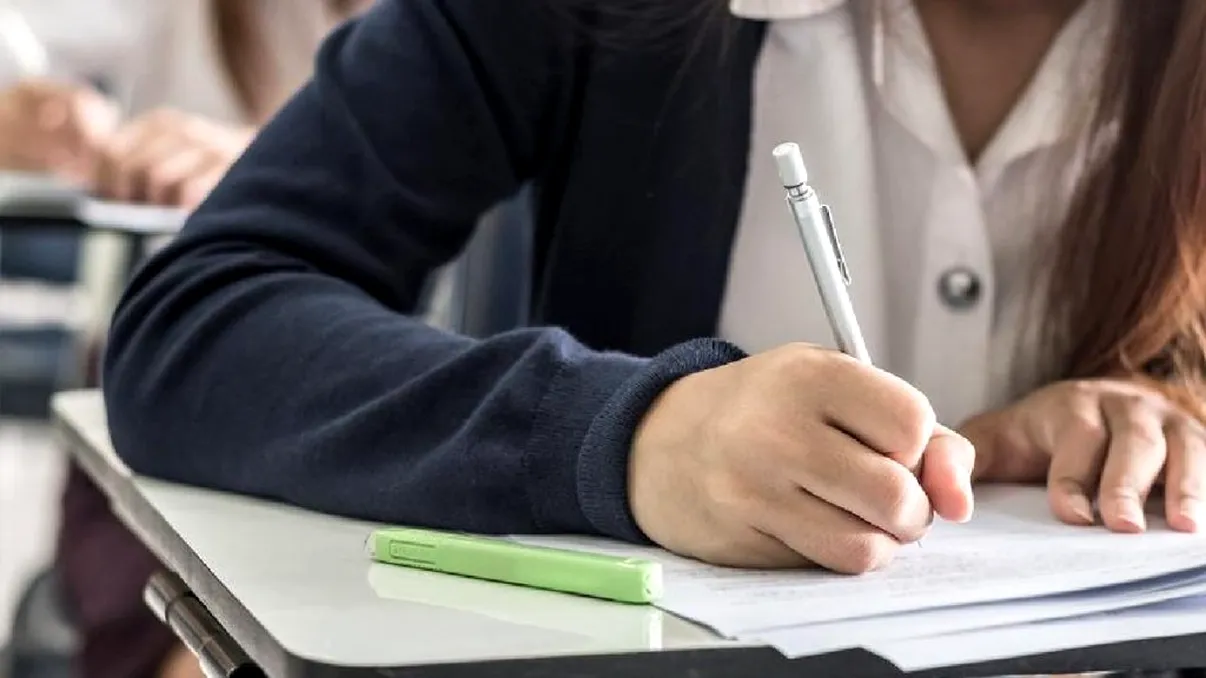 Bacalaureat 2021. Ce exerciții și ce probleme au avut de rezolvat elevii la matematică. Vezi PDF