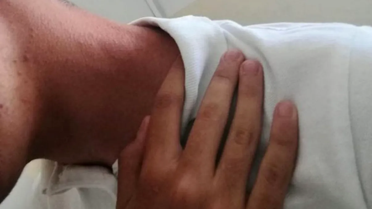 Elev din Hunedoara, strâns de gât de un profesor în timpul unei acțiuni de prevenire și combatere a violenței în școli. Ce s-a întâmplat imediat