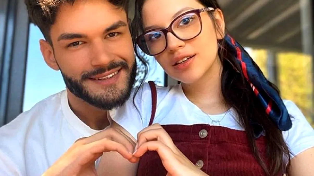 Cum arată mama Cleopatrei Stratan. Soția lui Pavel Stratan a apărut extrem de rar