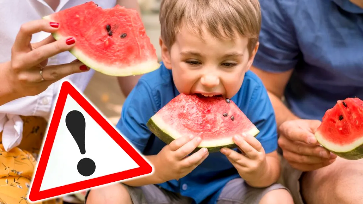 Greșeala pe care o fac românii când mănâncă pepene. Specialiștii au emis un avertisment