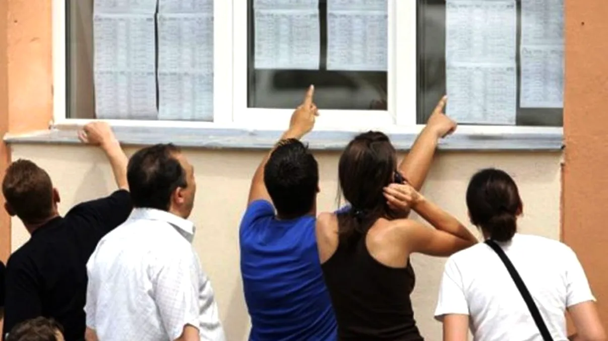 Admiterea la liceu, înainte de Evaluarea Națională. Ministerul Educației a anunțat de când va avea loc