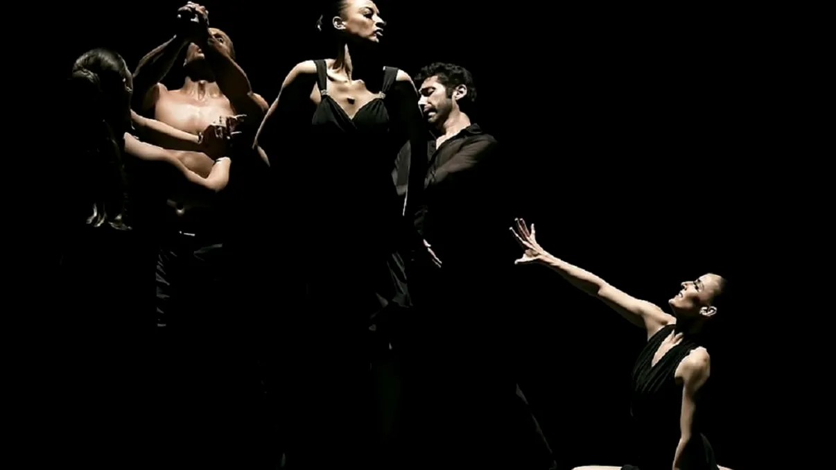 Abuz și hărțuire la Teatrul de Balet din Constanța. Balerinii au depus mai multe plângeri penale
