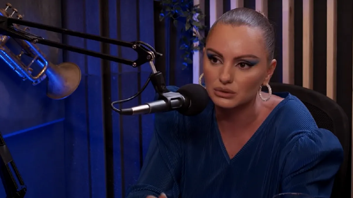 Declinul carierei Alexandrei Stan. Vedeta a recunoscut de ce nu mai e pe val: ”M-au aruncat la gunoi!”