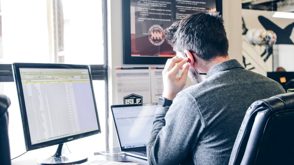 Vești proaste pentru angajații din România. Câți vor munci, chiar dacă vor ieși la pensie