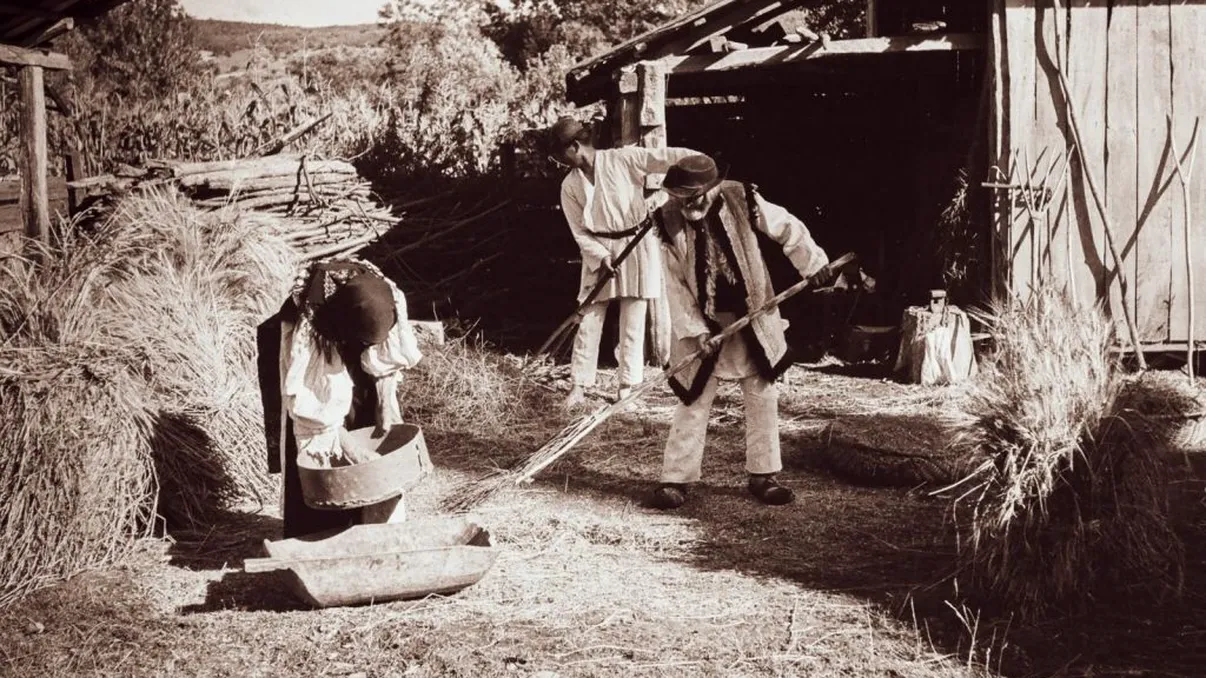 Care era nevasta lui Dumnezeu, din perspectiva țăranilor. Se uitau pe cer și o vedeau doar noaptea