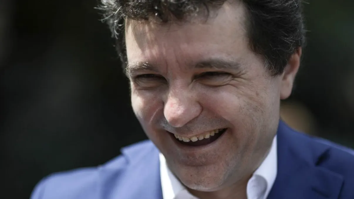 Nicușor Dan, dezbrăcat în fața tuturor românilor. Nu ai cum să ratezi aceste imagini