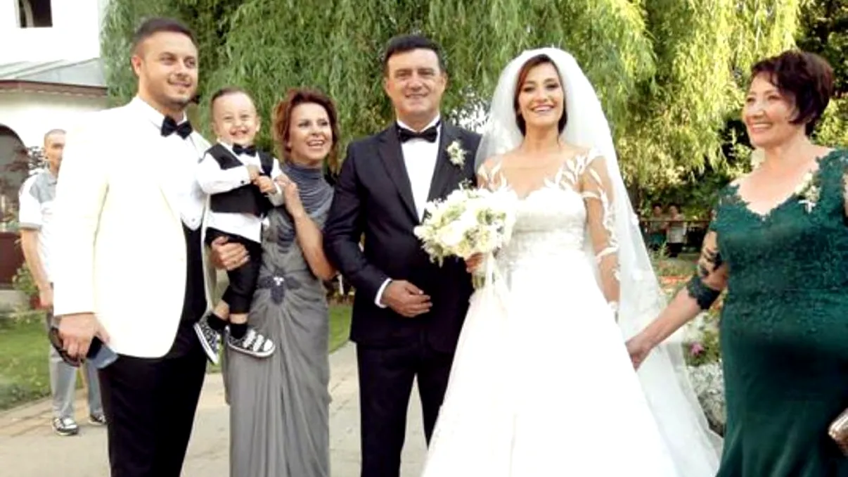 Mama lui Gabi Bădălău a trecut de partea Claudiei Pătrășcanu. Ce amestec are Bianca Drăgușanu EXCLUSIV