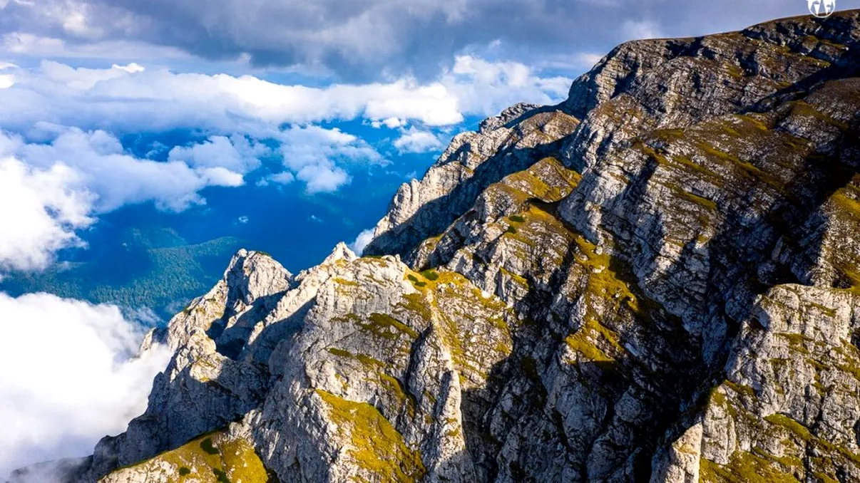 Descoperire revoltătoare în Bucegi. Ce se ascundea într-o zonă protejată: ”Și-au bătut joc!”