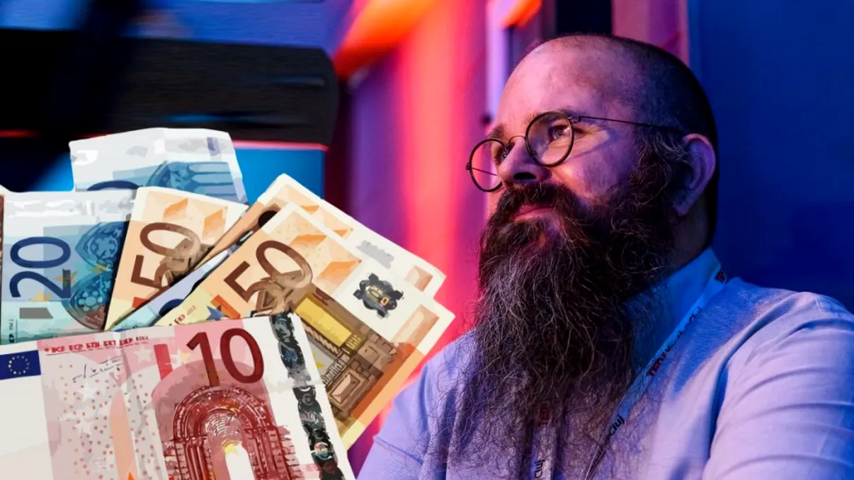 Ce salariu încasează lunar Răzvan Cherecheş. Nu e de mirare că a reuşit să strângă o avere uriaşă