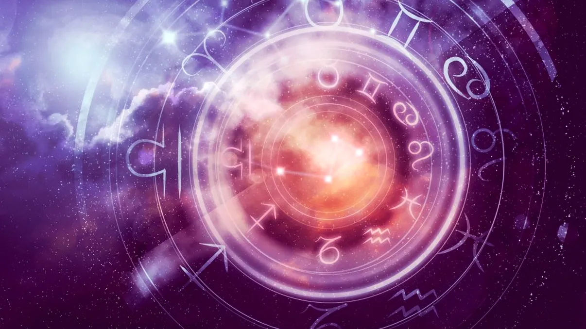 Horoscop duminică, 24 octombrie. Zodia care va fi nevoită să facă o cheltuială uriaşă. Îşi va pierde toate economiile