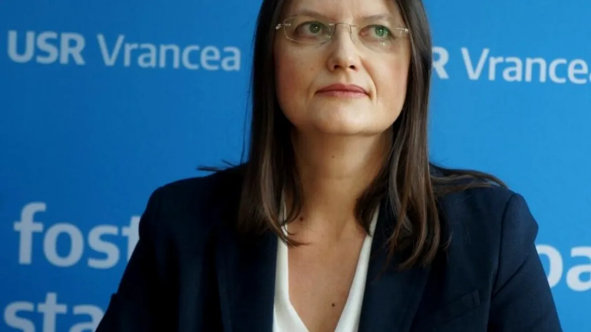 Gafa colosală făcută de Corina Atanasiu, ministru desemnat de Dacian Cioloş la Ministerul Educaţiei