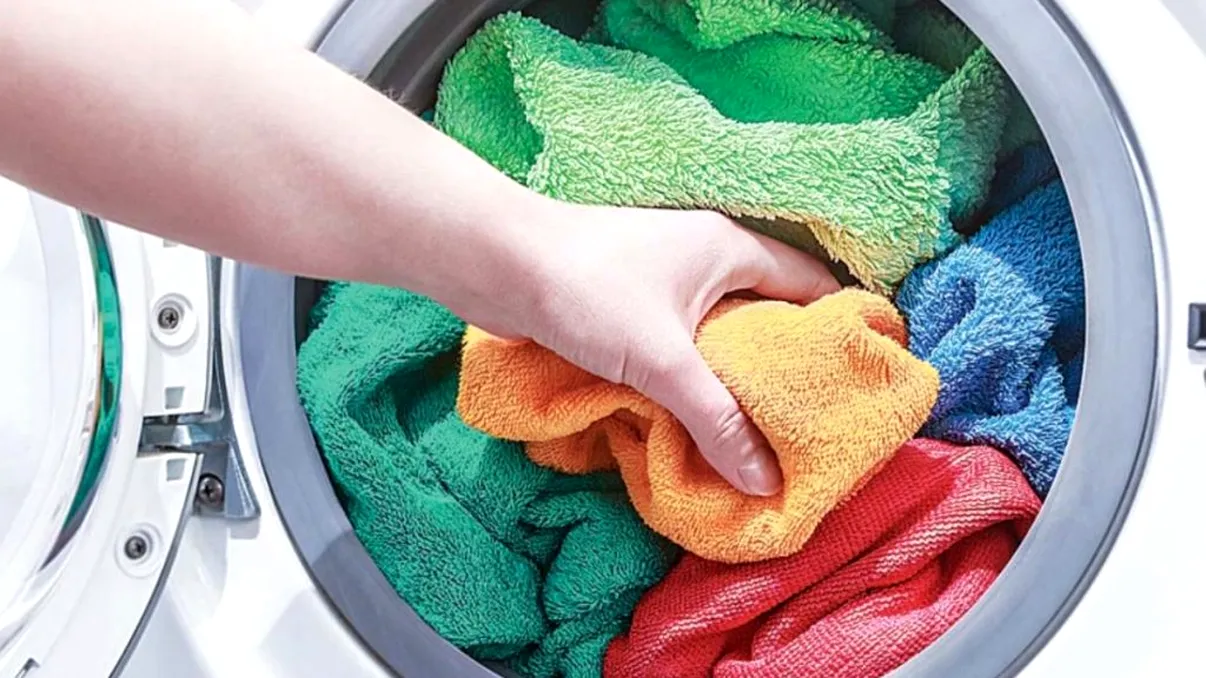 Cum să speli rufele fără detergent. Cele mai tari trucuri pentru gospodine