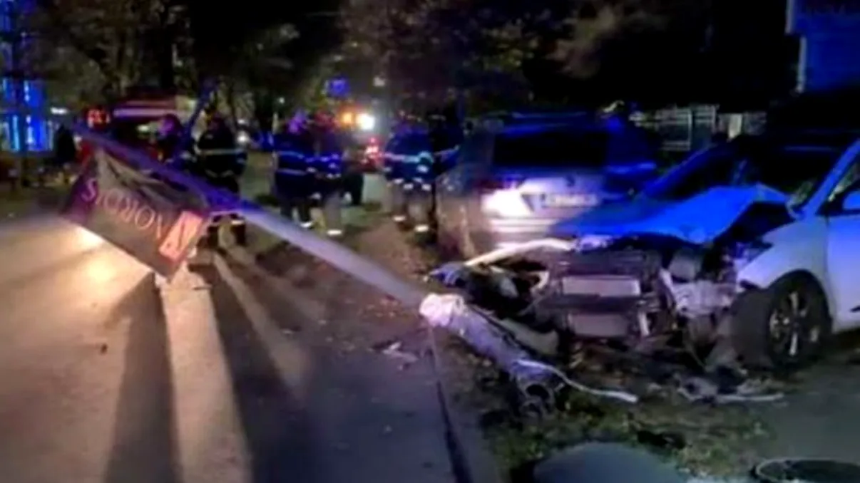 Ultima oră! Accident grav în București cu patru autoturisme implicate. Victimele au fost transportate de urgență la spital