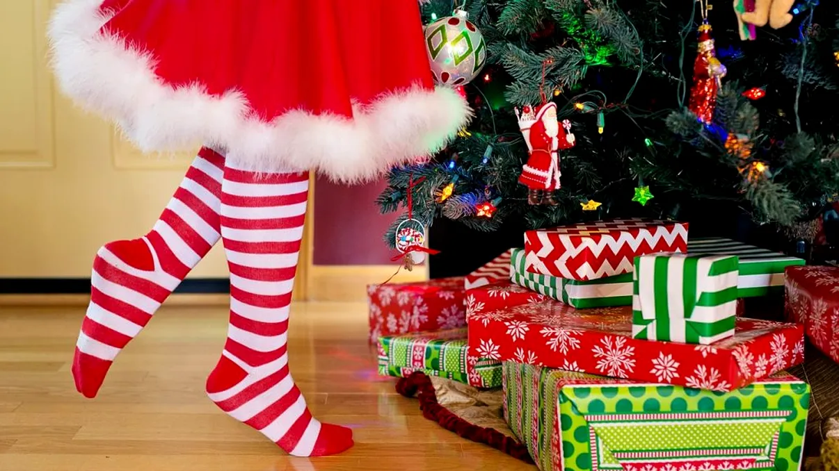 Ce se întâmplă dacă pui un săculeț cu orez în bradul de Crăciun. Puțini români știu acest truc