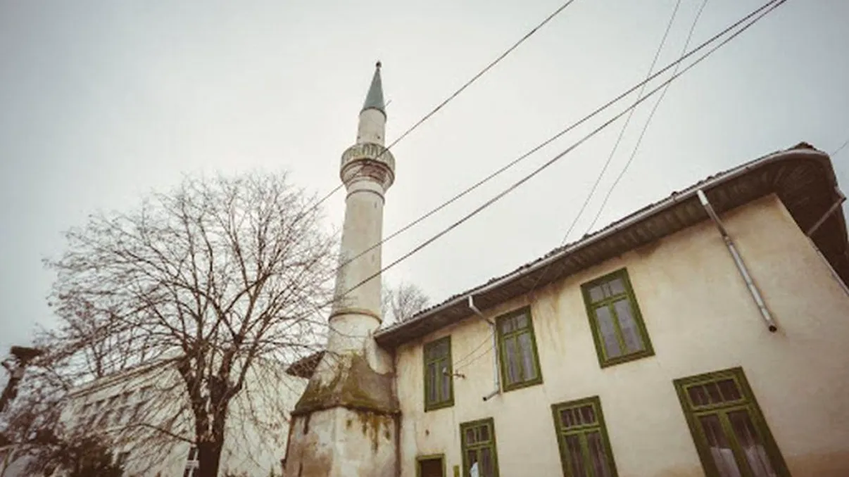 Orașul din România care a decăzut complet. A fost capitală de imperiu, iar acum puțini oameni mai stau aici