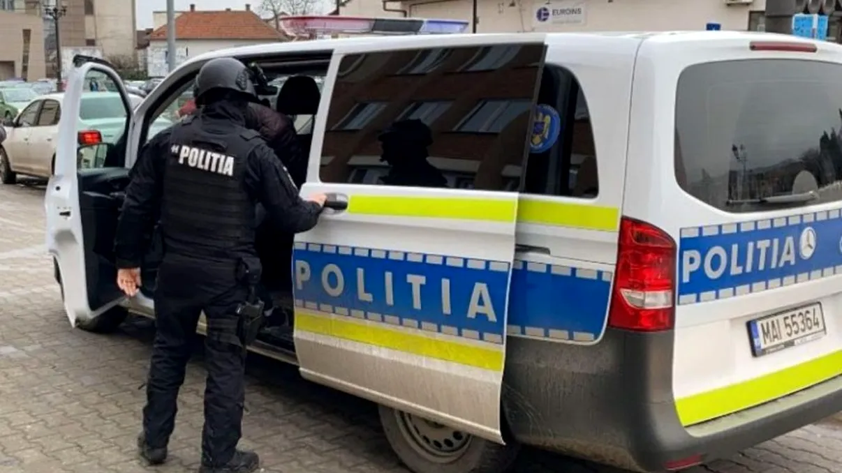 Percheziții la o grădiniță din Ploiești. Directoarea, alături de mai multe angajate, acuzate că furau mâncarea copiilor