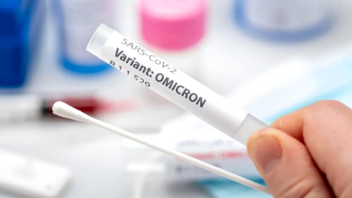Medic din România, despre vaccinul împotriva tulpinii Omicron. Când va fi disponibil, de fapt