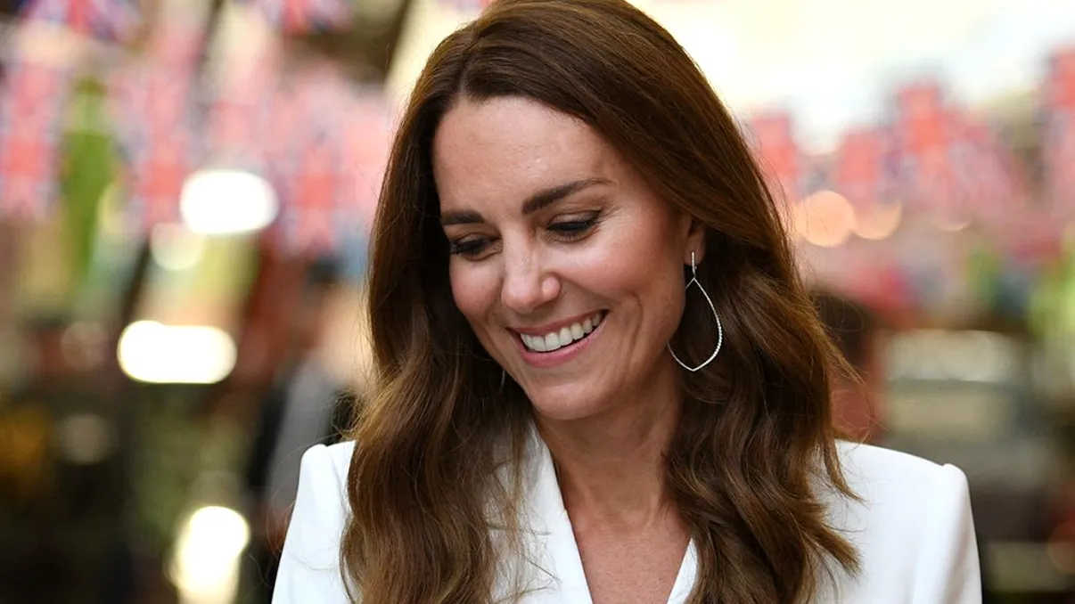 Ce nu are voie să facă Kate Middleton până în ora 18:00. Sigur nu te gândeai la asta