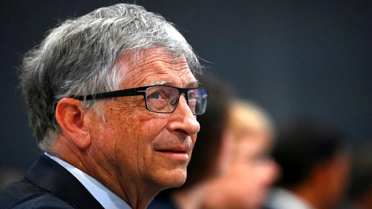 Predicția lui Bill Gates despre Omicron. Milioane de români se vor bucura după vestea asta