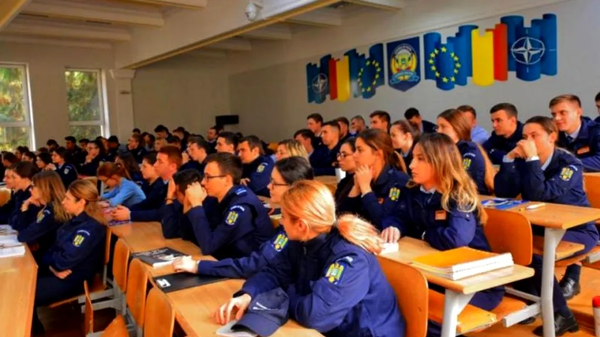 Admiterea la poliție se schimbă radical. Examenul va fi și mai dificil