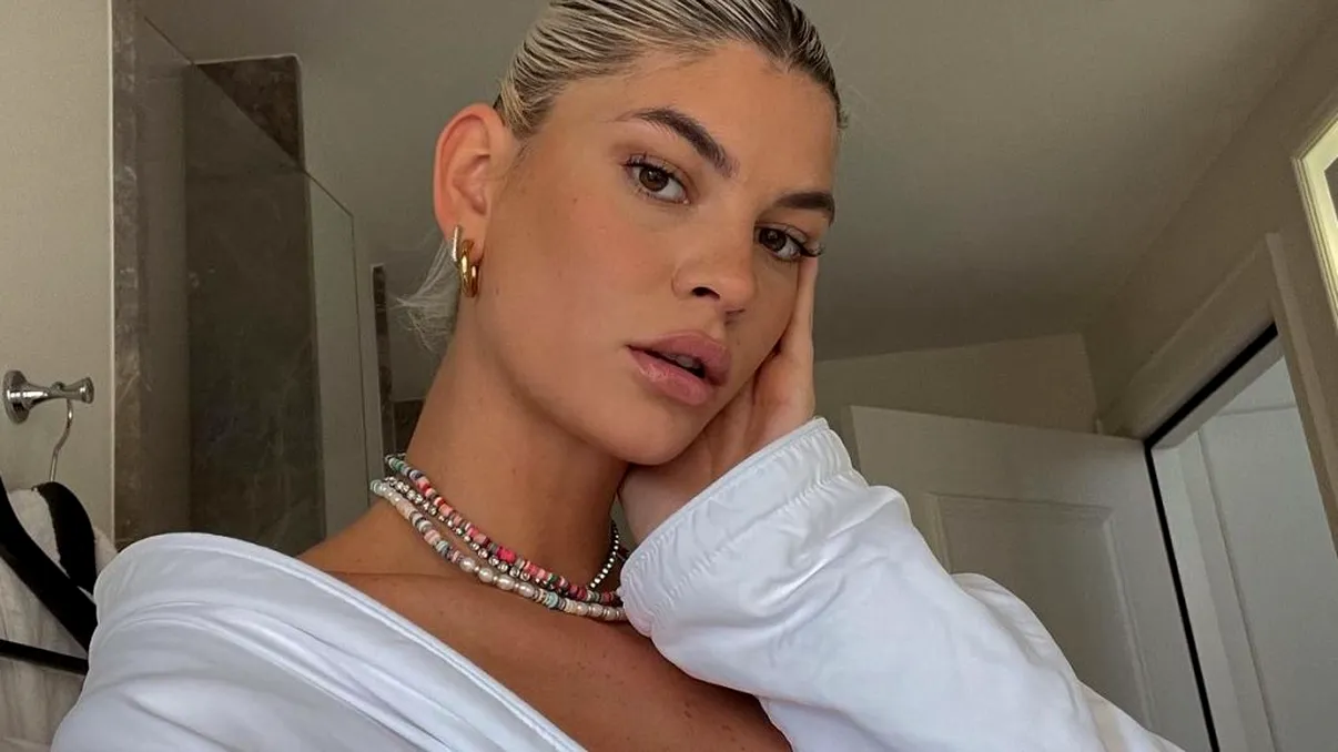 Iubiți Laura Giurcanu. Cu ce bărbați a avut relații concurenta Survivor România 2022