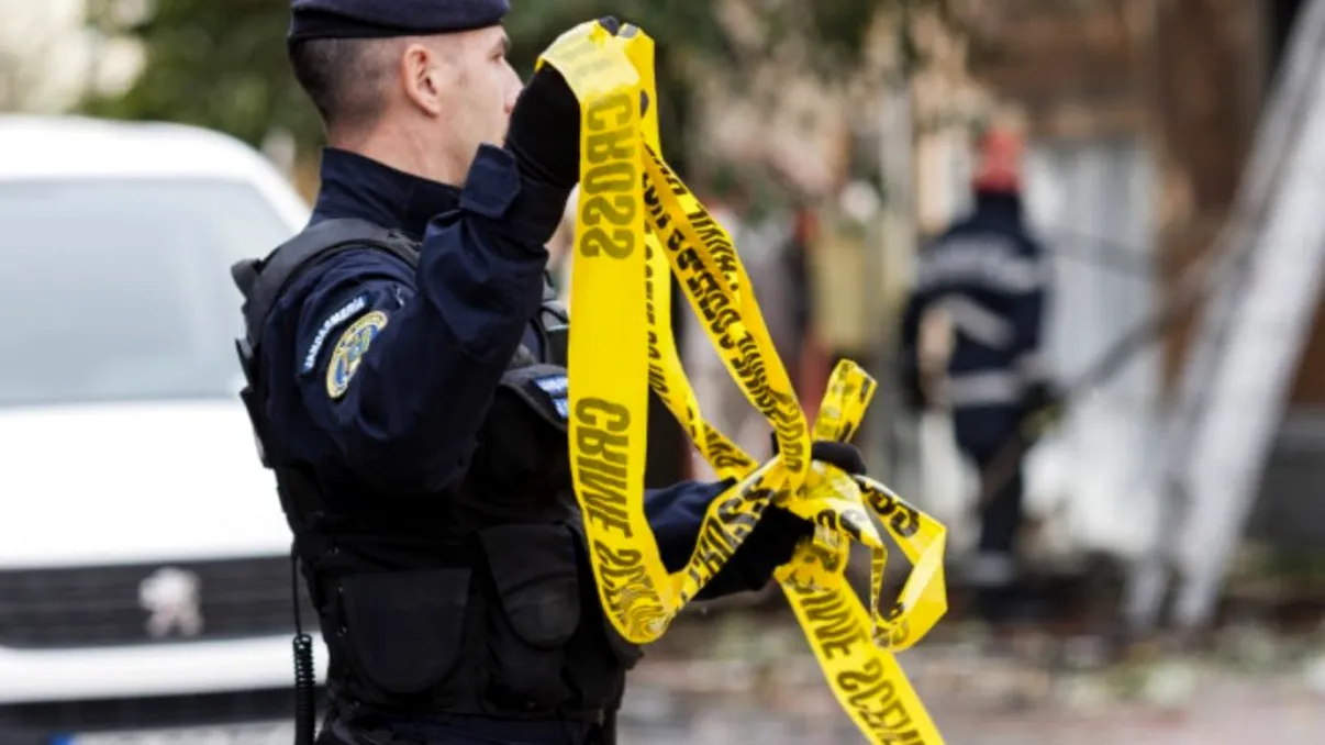 Un bărbat a fost ucis de către propriul fiu în sediul firmei pe care o dețineau. De la ce a pornit conflictul între cei doi