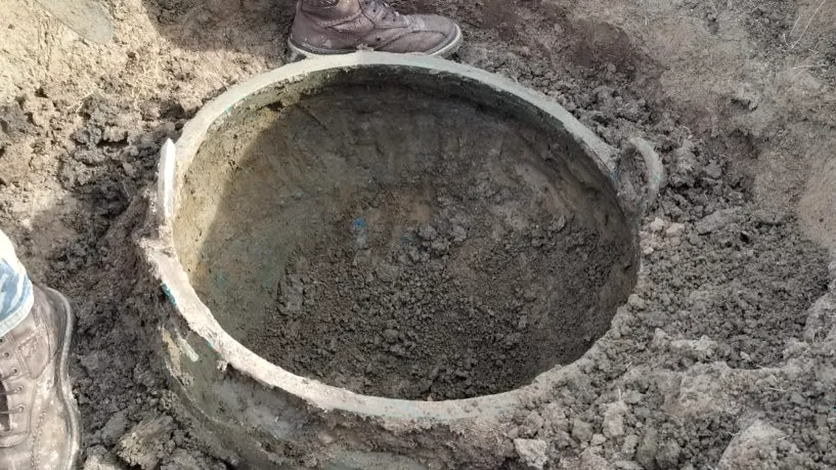 Acuzații grave în cazul vasului celtic descoperit în Prahova. Tinerii care l-au găsit au probleme