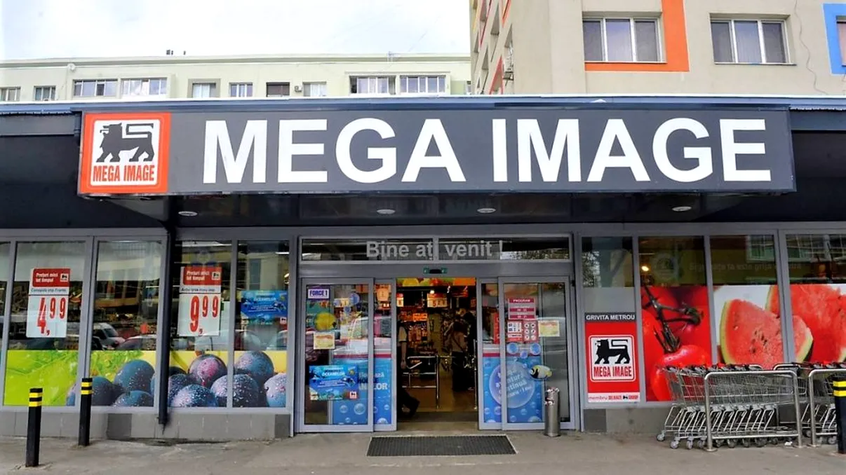 Magazinul Mega Image, frecventat de sute de mii de oameni, în pericol de închidere. S-au găsit gândaci și muște moarte