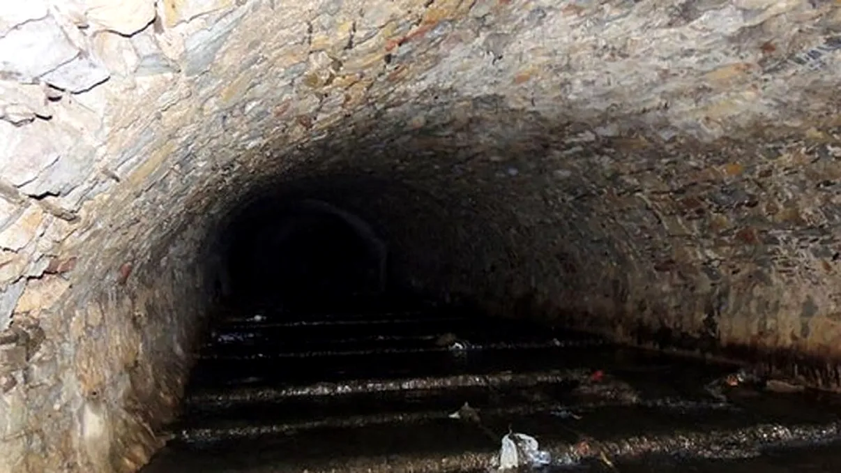 Tuneluri medievale sub un oraș din România. Pot fi o reală mină de aur pentru turism
