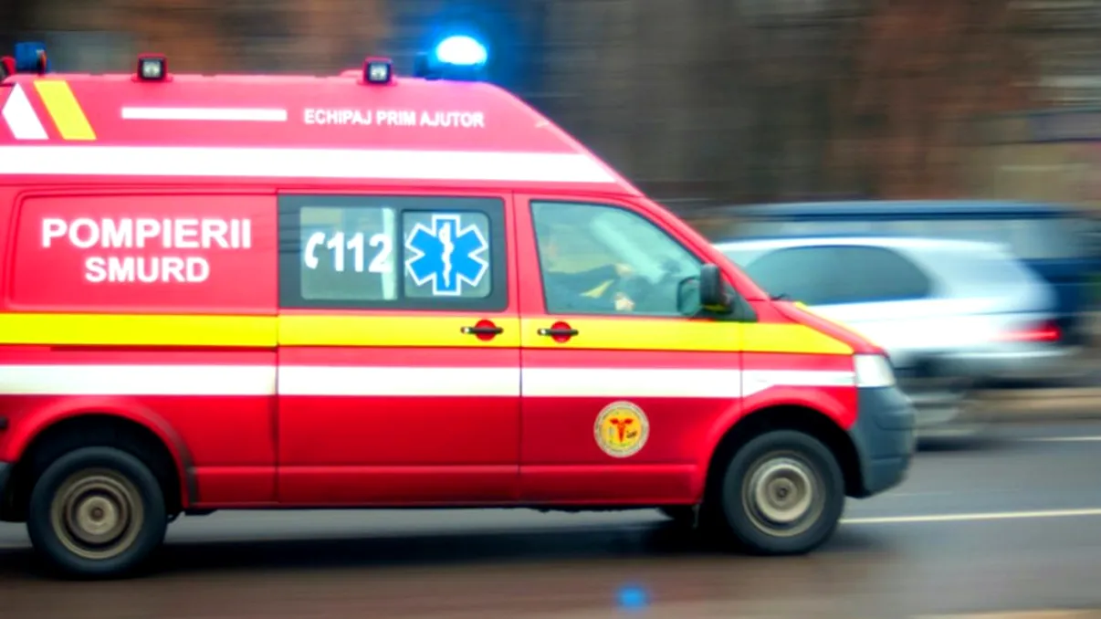 Clipe de groază pentru un copil din Hunedoara. Tatăl său l-a stropit cu benzină apoi i-a dat foc