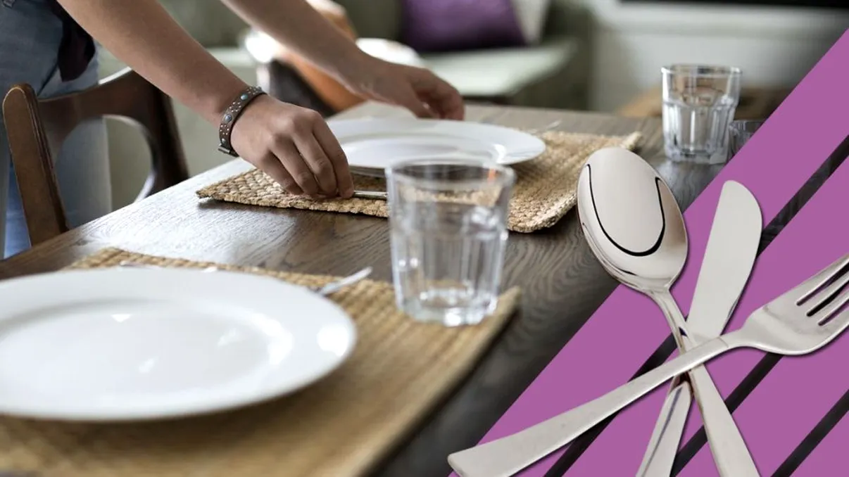 Greșeala pe care o fac mulți români când așază tacâmurile pe masă. Ce trebuie evitat