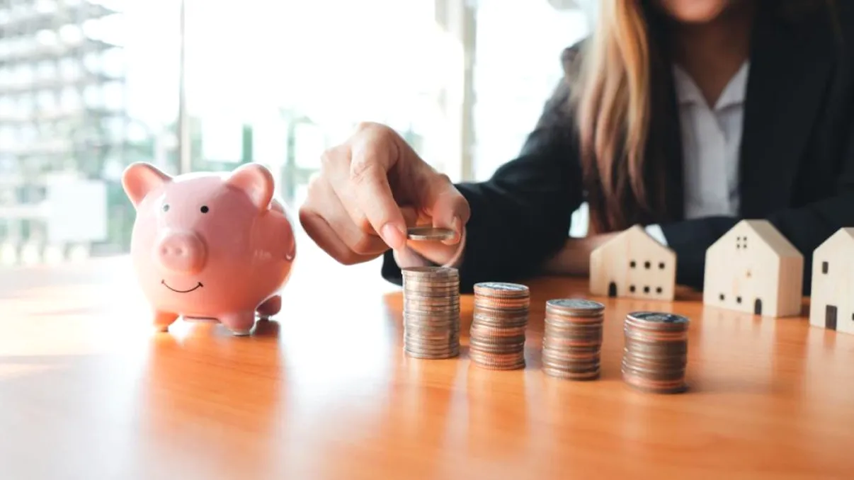 Trucurile simple pentru a strânge bani în fiecare lună. Ce trebuie făcut în 2022, în vremuri incerte